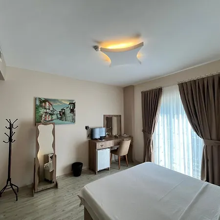 فندق مبيت وإفطار F&g 4*