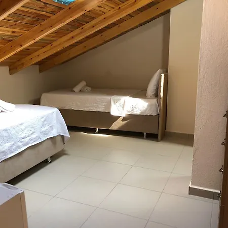 فندق مبيت وإفطار F&g