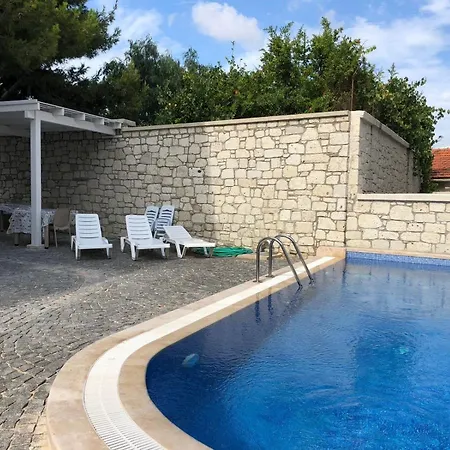 F&g فندق مبيت وإفطار 4*