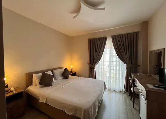 Bed & Breakfast F&g 4*